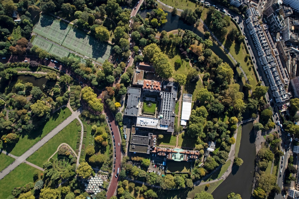 regent's university london campus aerial