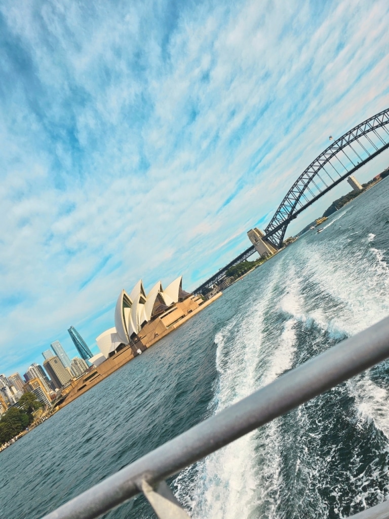 sydney opera house