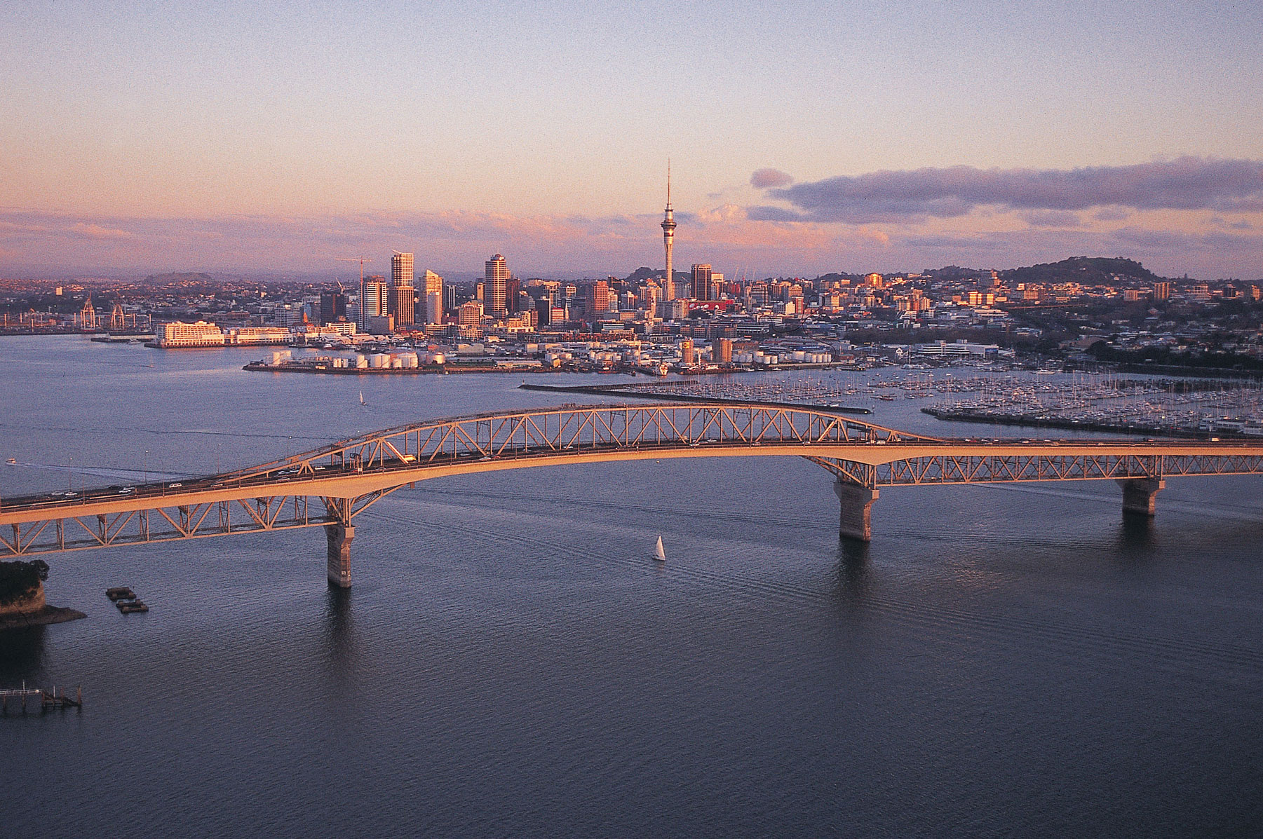 studera nya zeeland aut Auckland harbour bridge Nya Zeeland