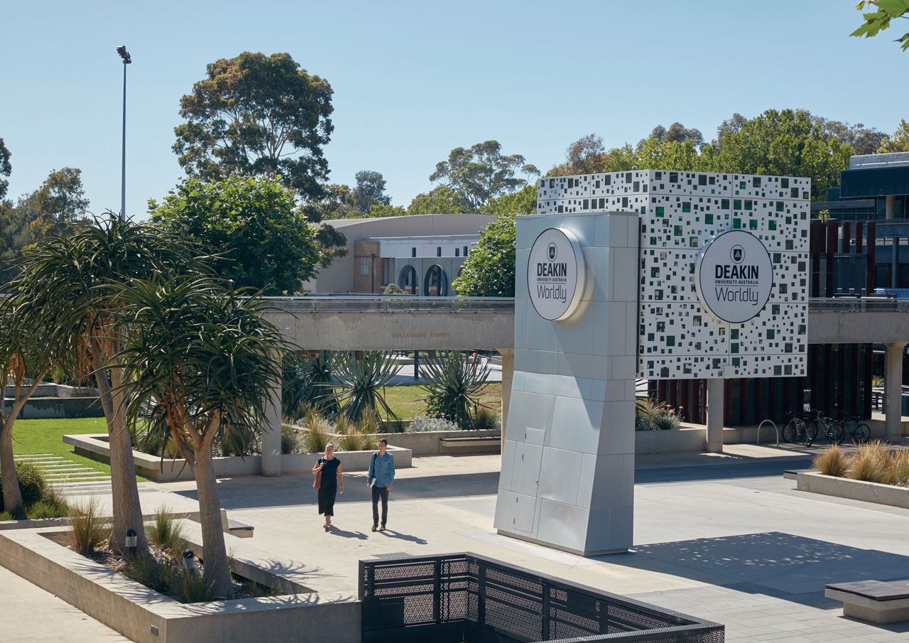 deakin university australien