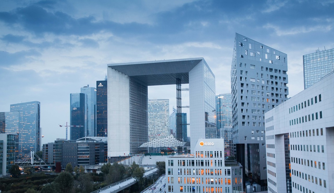 ieseg campus paris